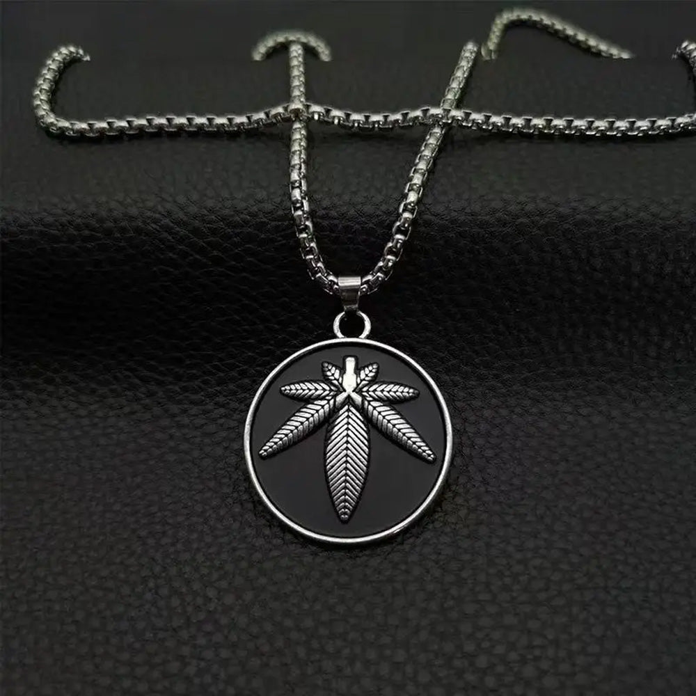 Round Hemp Leaf Pendant for Men –
