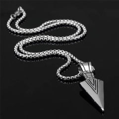 Arrow head pendant