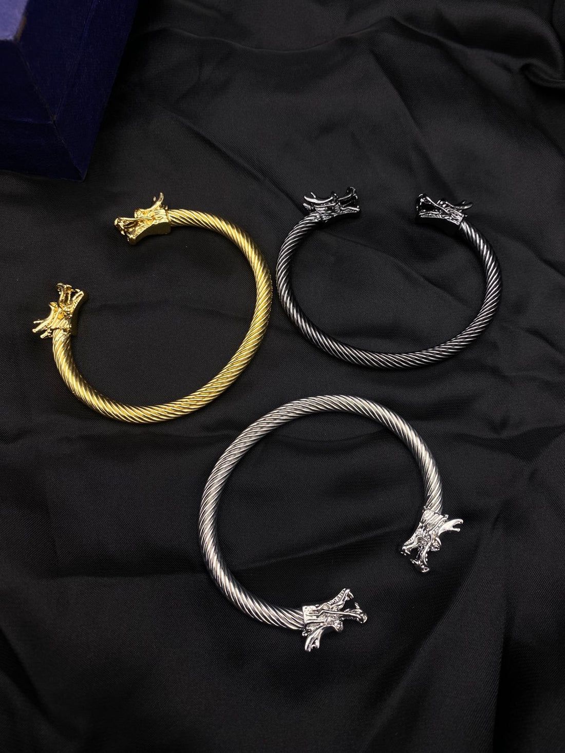Dragon Bracelete
