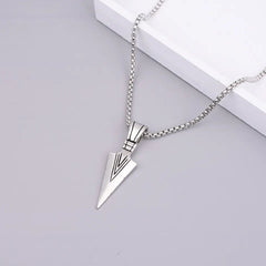 Arrow head pendant