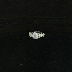 Shining stone ring